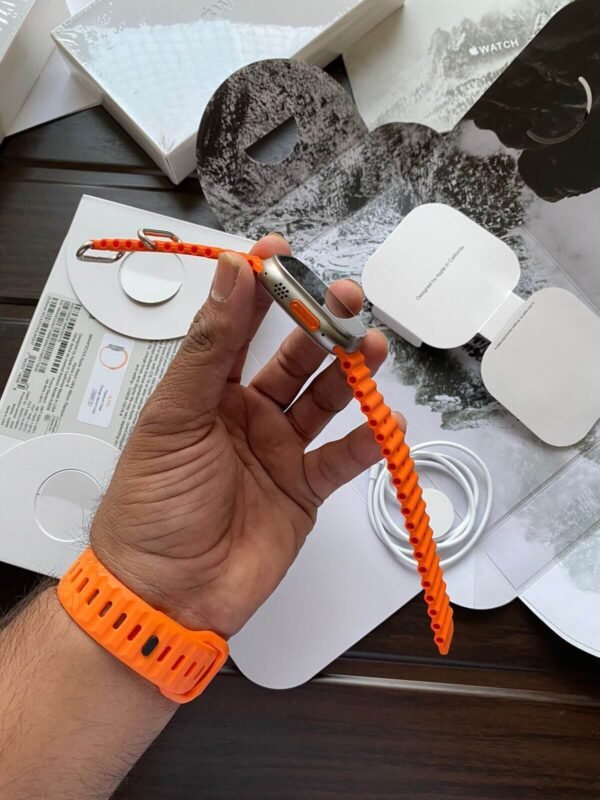 Apple Watch Cellular 49mm Titanium Case - Image 4