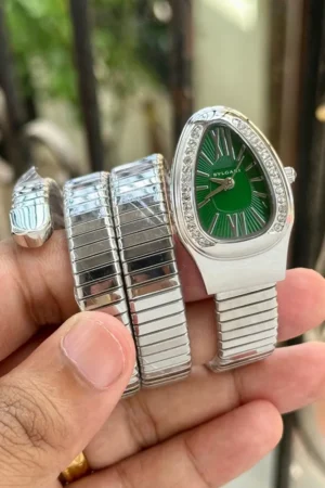 Stylish Bvlgari Watch For Women (LAZ1405)