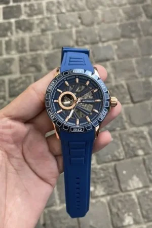 Trendy Roger Dubuis Watch For Men (SFS1313)